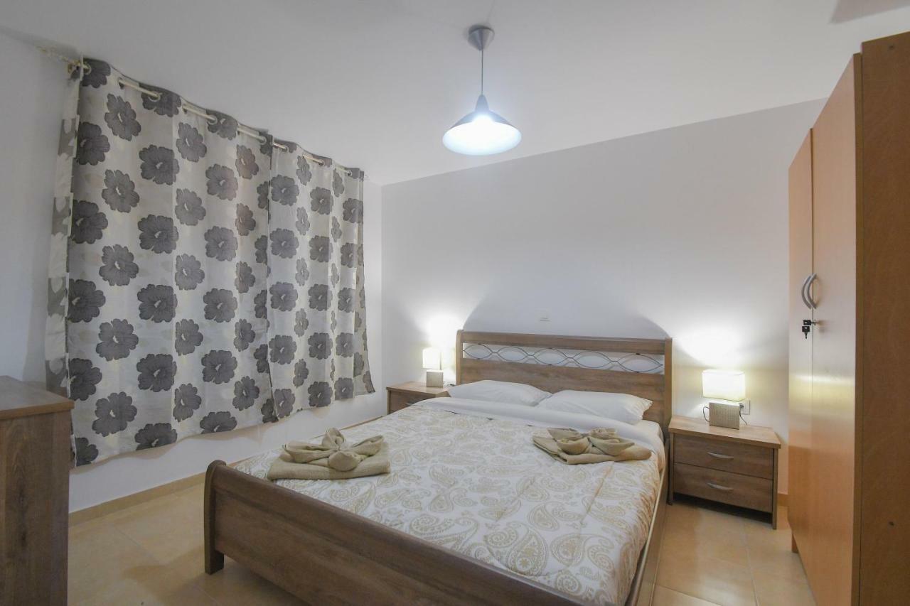 The Olive Garden House Villa CCharaki Buitenkant foto
