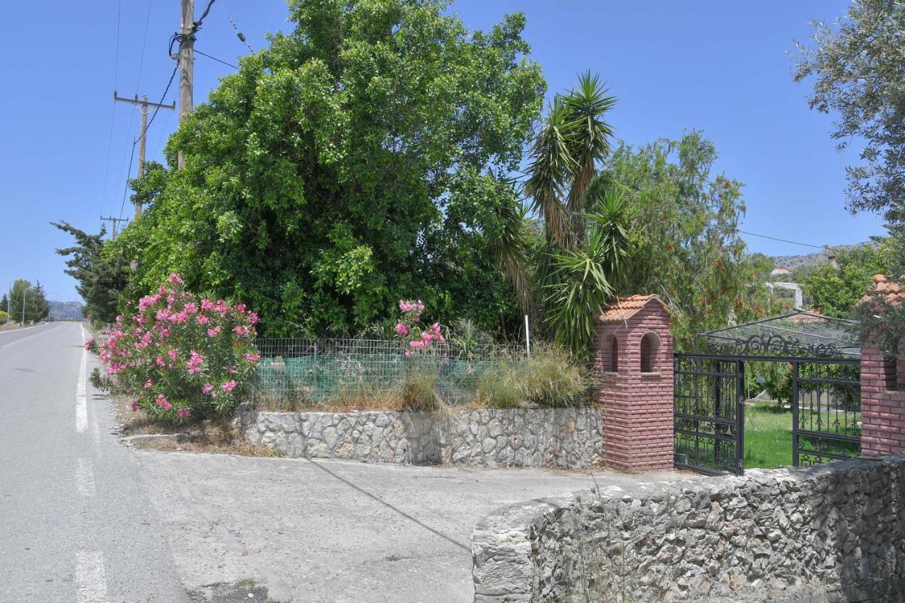 The Olive Garden House Villa CCharaki Buitenkant foto